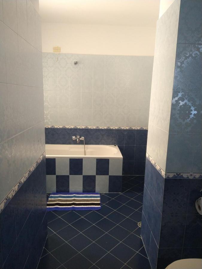 Durazzo Vollga 2 Apartment Durres Bagian luar foto