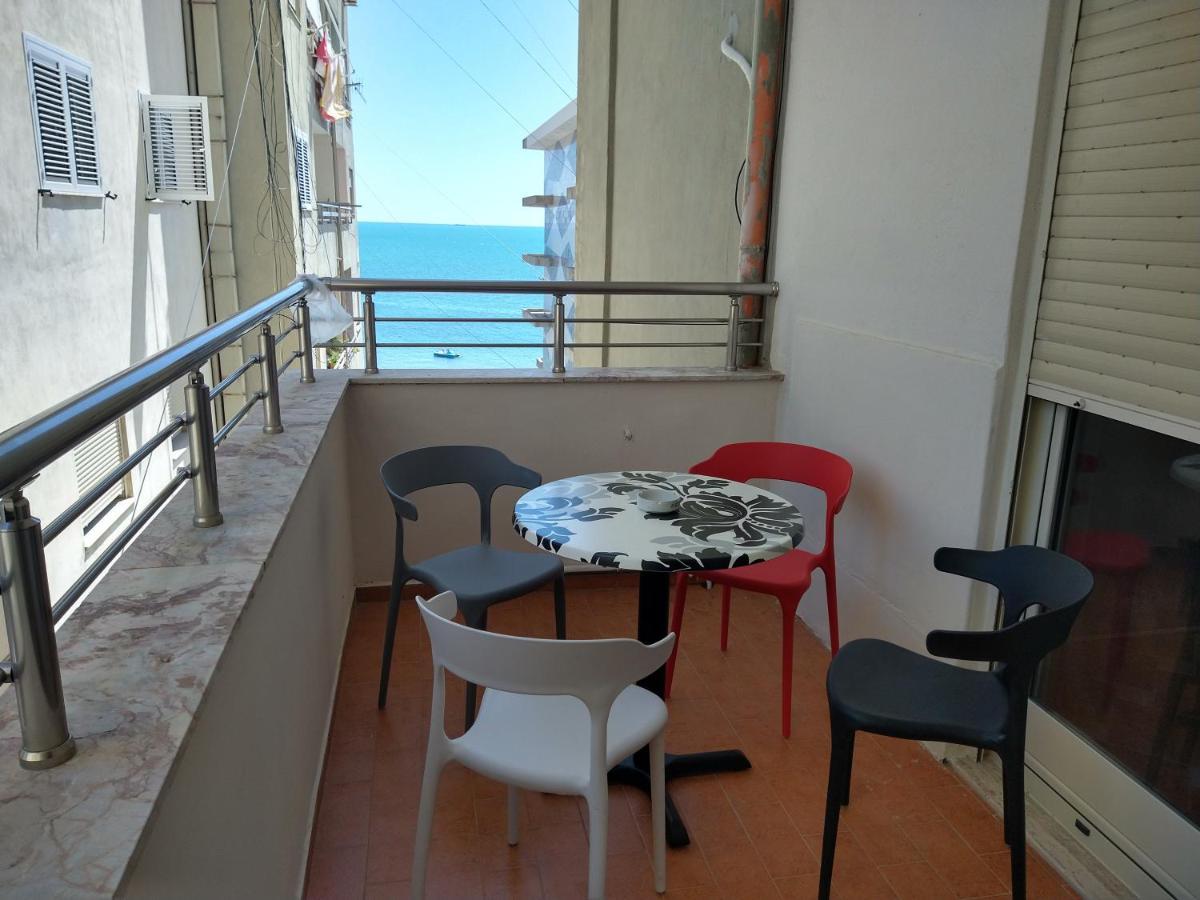 Durazzo Vollga 2 Apartment Durres Bagian luar foto
